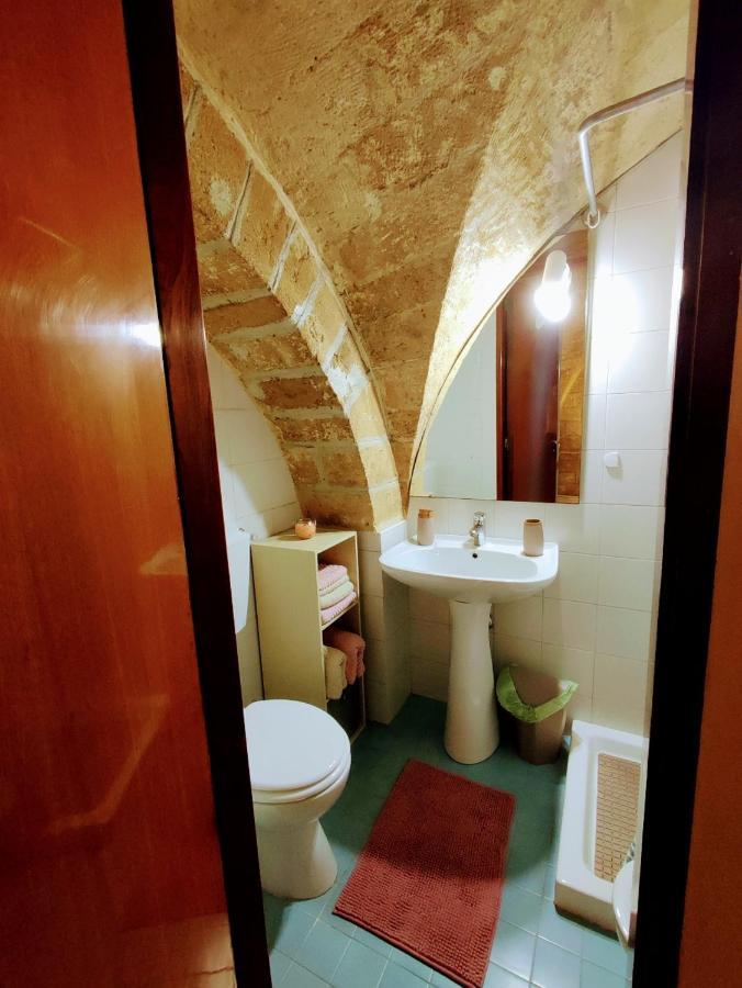 Casa Dante Apartment Bari Bagian luar foto