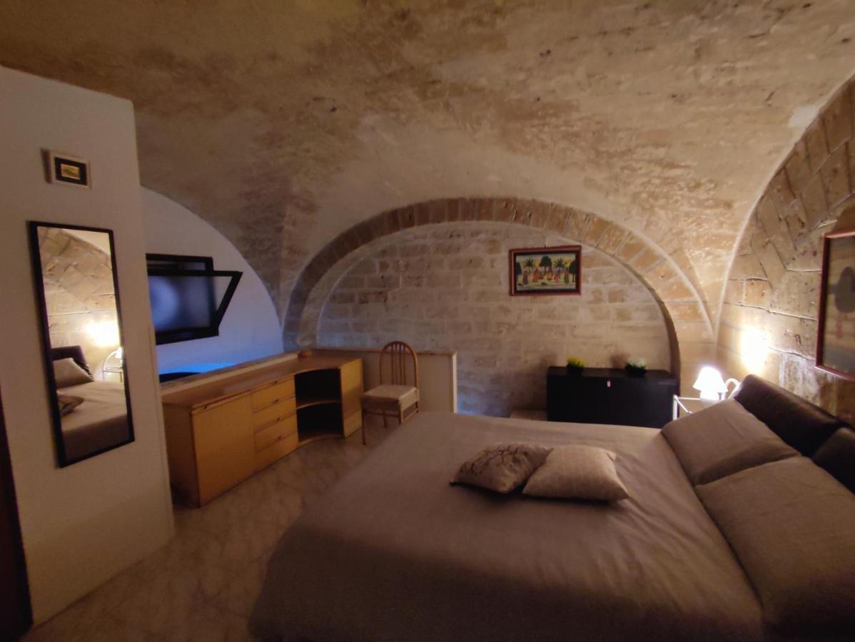 Casa Dante Apartment Bari Bagian luar foto